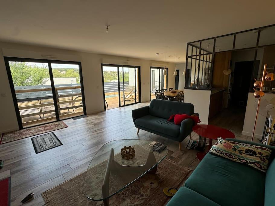 Luxury Villa With Pool And View Juvignac Kültér fotó