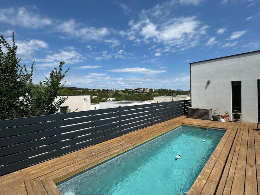 Luxury Villa With Pool And View Juvignac Kültér fotó